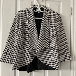 3/4 Length sleeve blazer